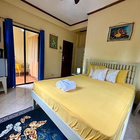 Ocean Breeze Inn Manoc-Manoc Экстерьер фото