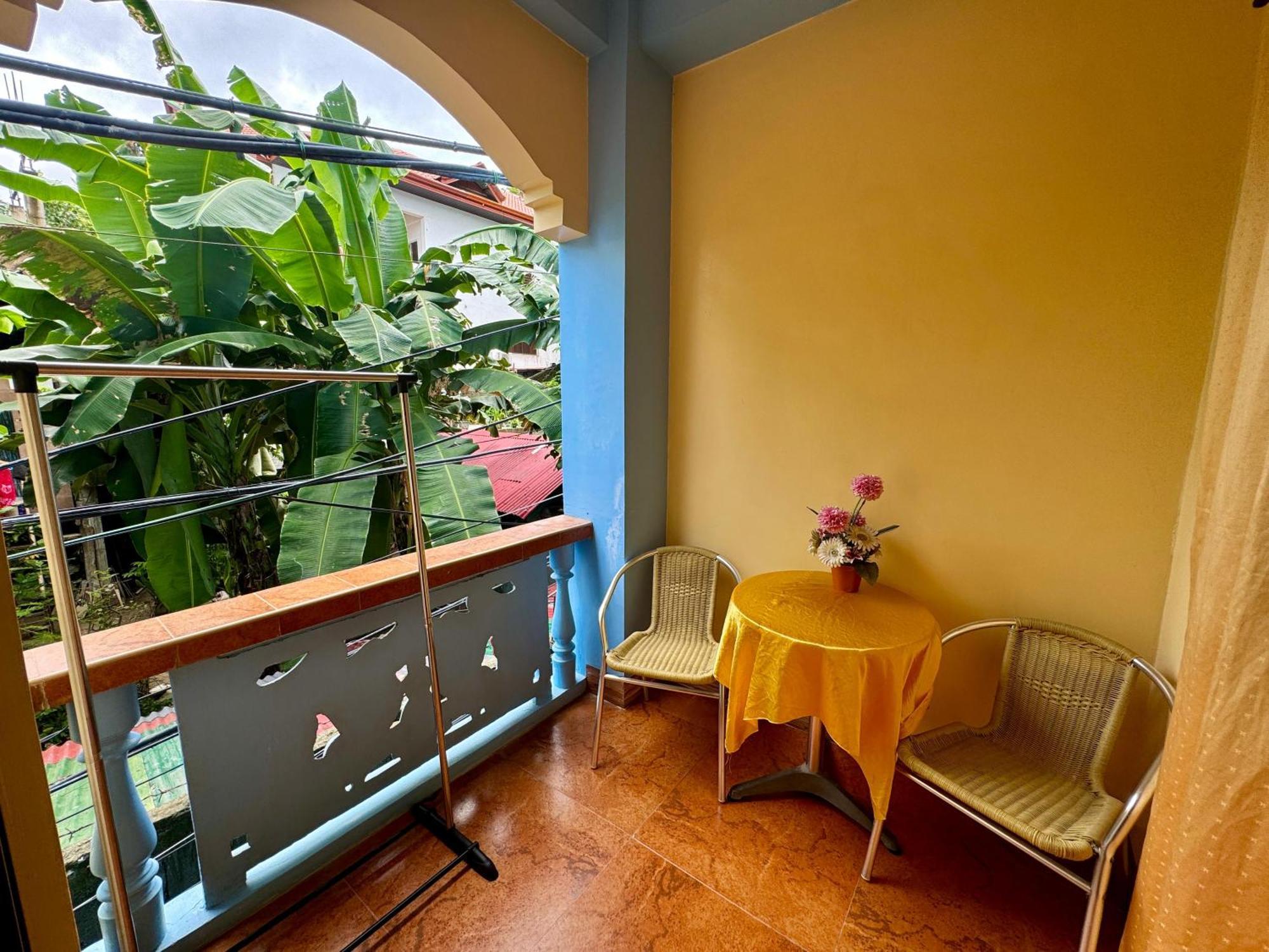 Ocean Breeze Inn Manoc-Manoc Экстерьер фото