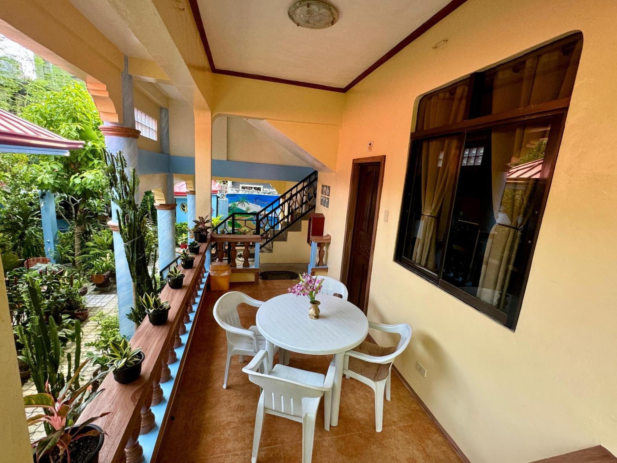 Ocean Breeze Inn Manoc-Manoc Номер фото