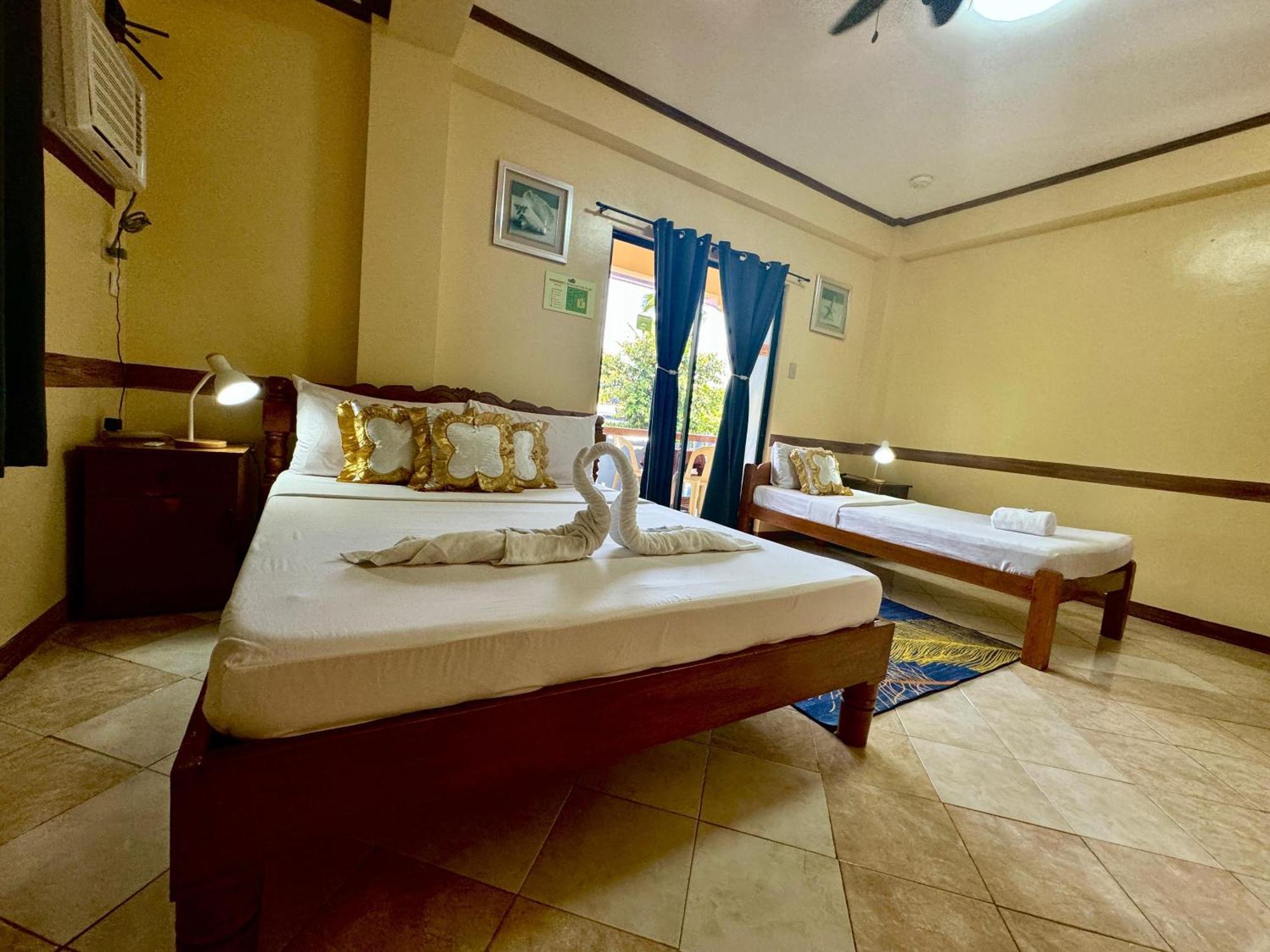 Ocean Breeze Inn Manoc-Manoc Номер фото