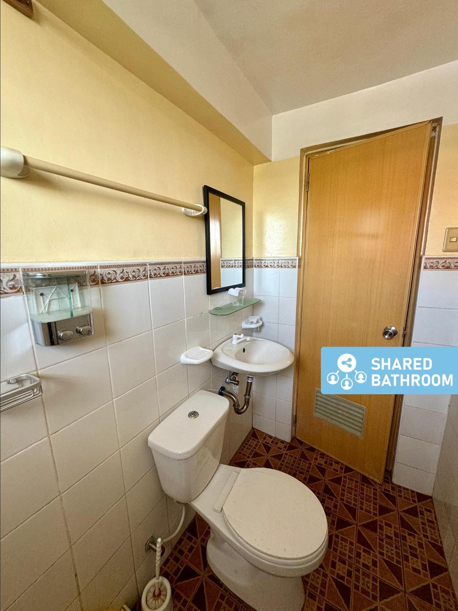 Ocean Breeze Inn Manoc-Manoc Номер фото