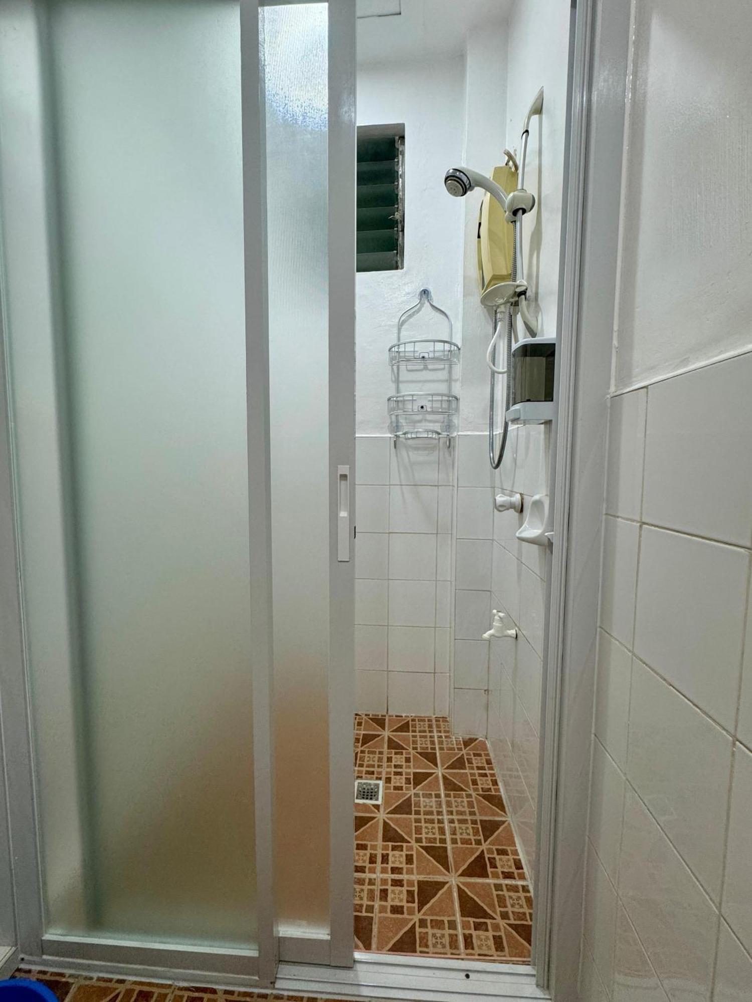 Ocean Breeze Inn Manoc-Manoc Экстерьер фото